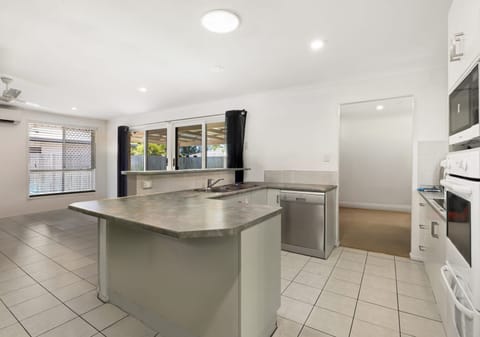 SOLD BY JAMIE VIBERT & NAJ ELSAYED