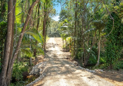 20 Acres of Scenic Serenity in the Glasshouse Mountains