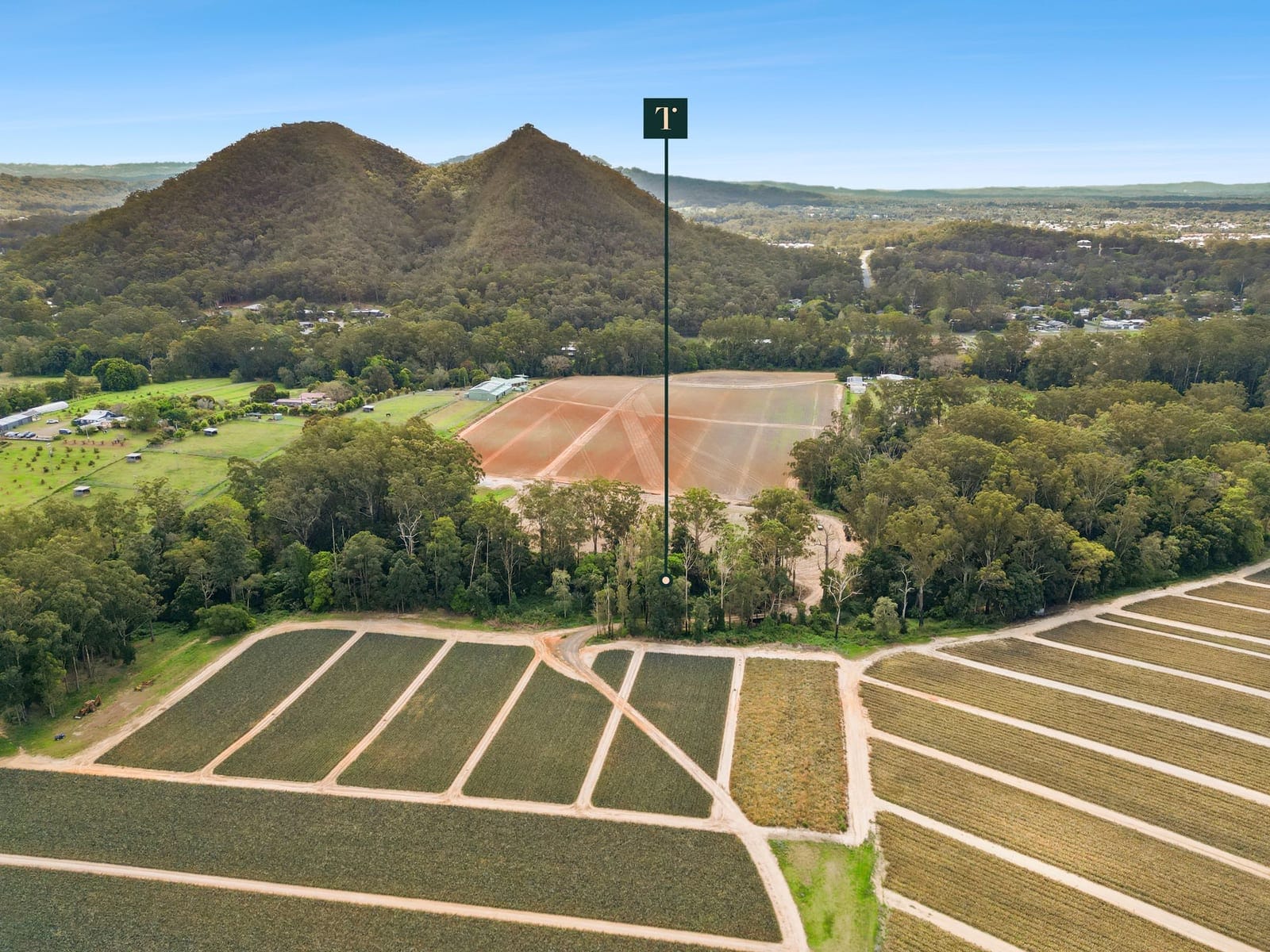 20 Acres of Scenic Serenity in the Glasshouse Mountains