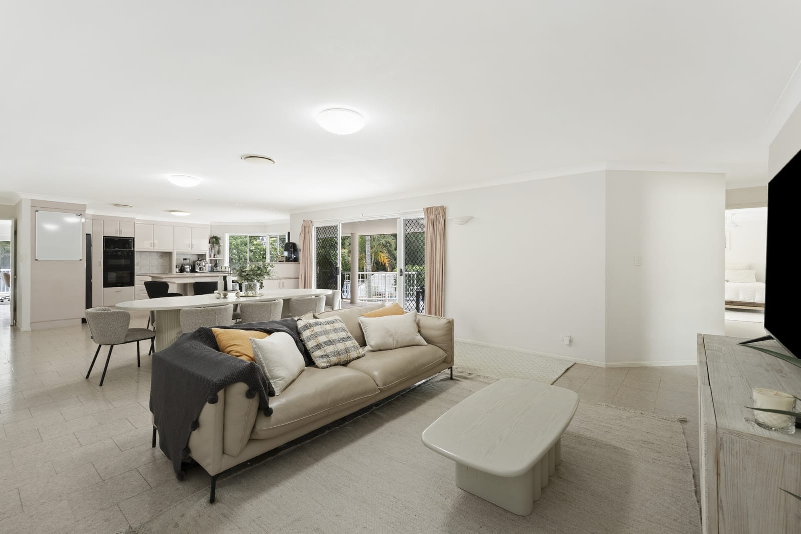Renovation-Ready, Blue-Chip Pocket