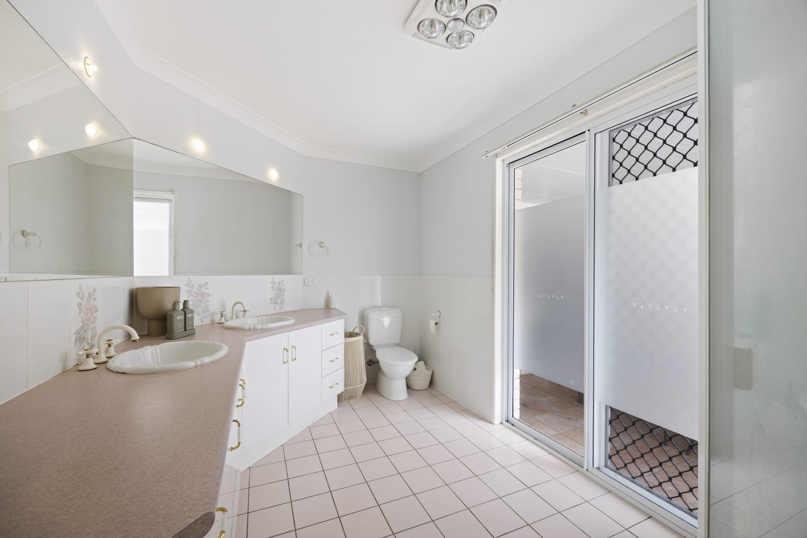 Renovation-Ready, Blue-Chip Pocket