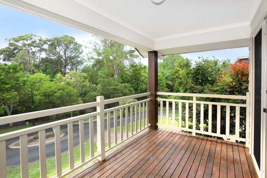Renovated 4 Bed Home Opposite Parkland | Quiet Cul-de-Sac Location