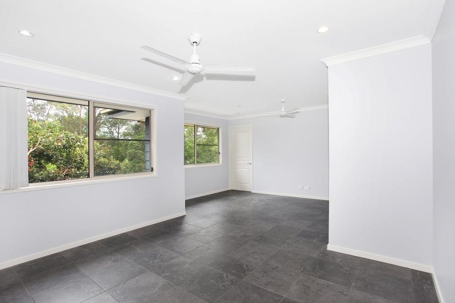 Renovated 4 Bed Home Opposite Parkland | Quiet Cul-de-Sac Location