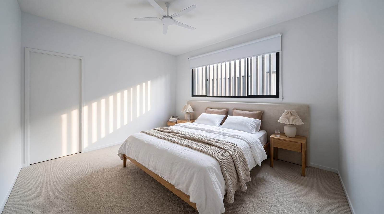 Contemporary Coastal Living, Moments from Picnic Point