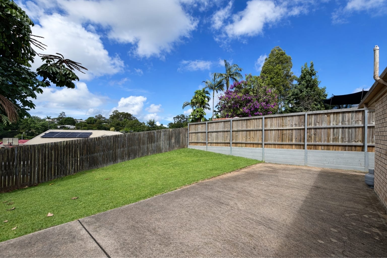 SOLD BY JAMIE VIBERT & NAJ ELSAYED