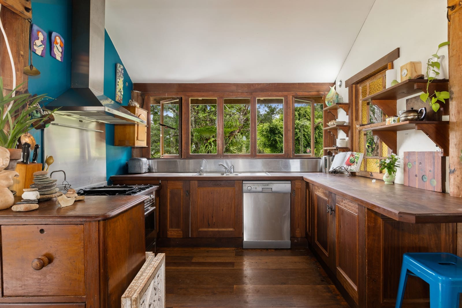 A Private Hinterland Sanctuary with Endless Potential