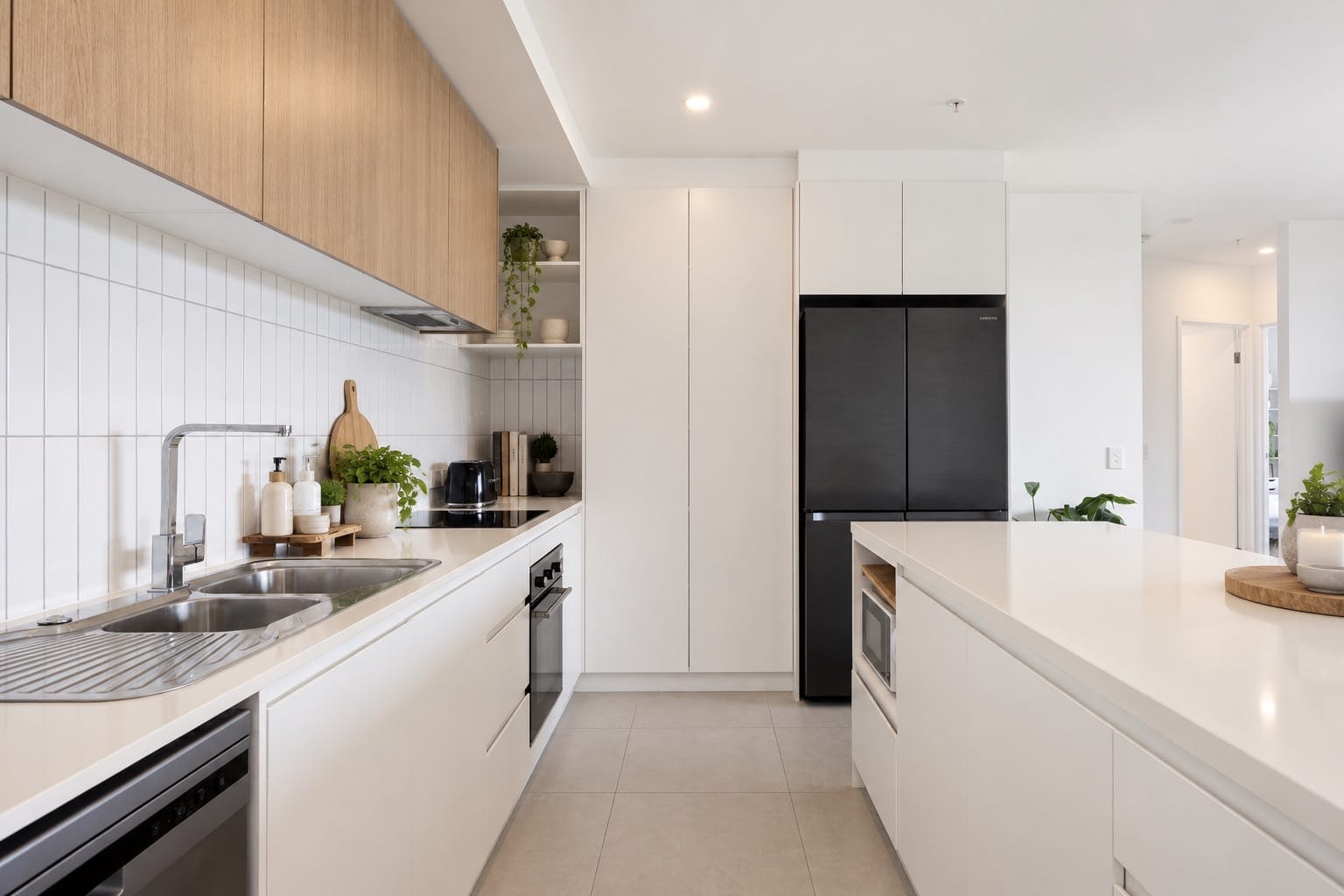Sky-High Comfort in the Centre of It All - Vacant Possession