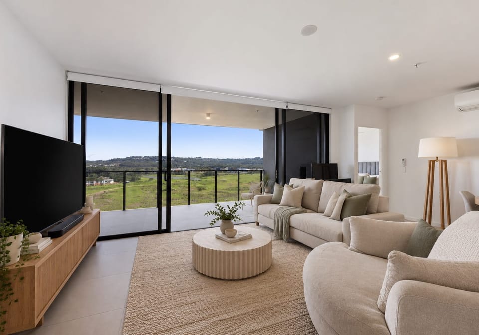 Sky-High Comfort in the Centre of It All - Vacant Possession