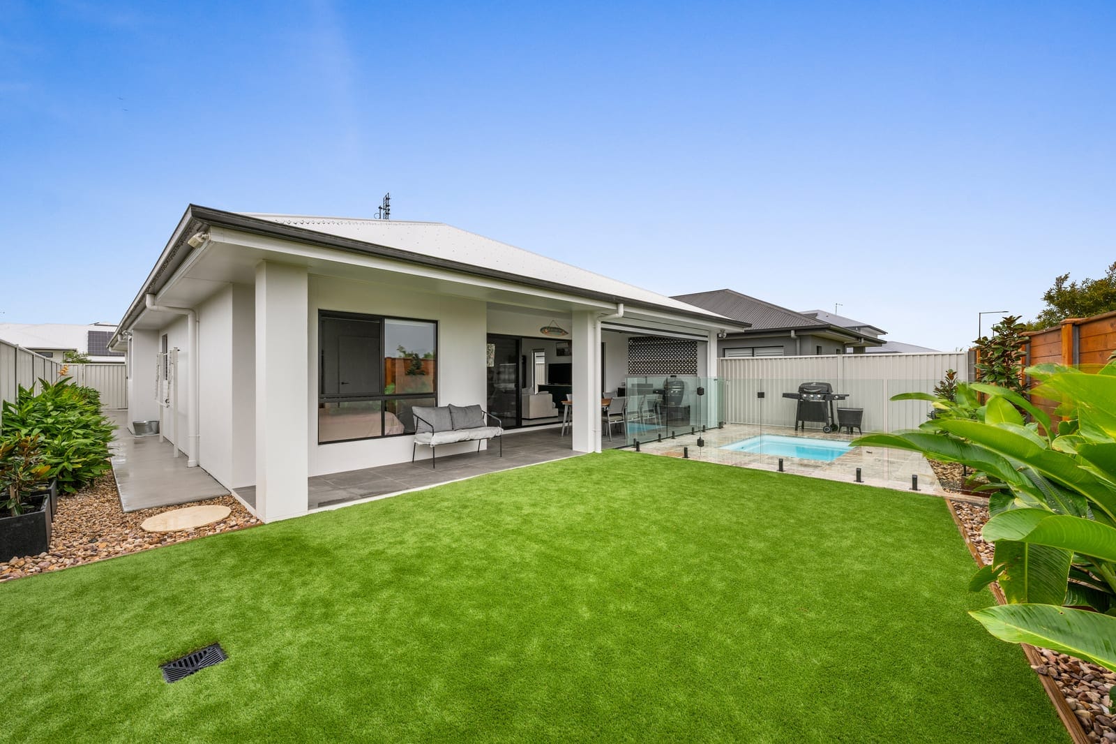 Contemporary Luxury with Golf, Marina and Coastal Lifestyle