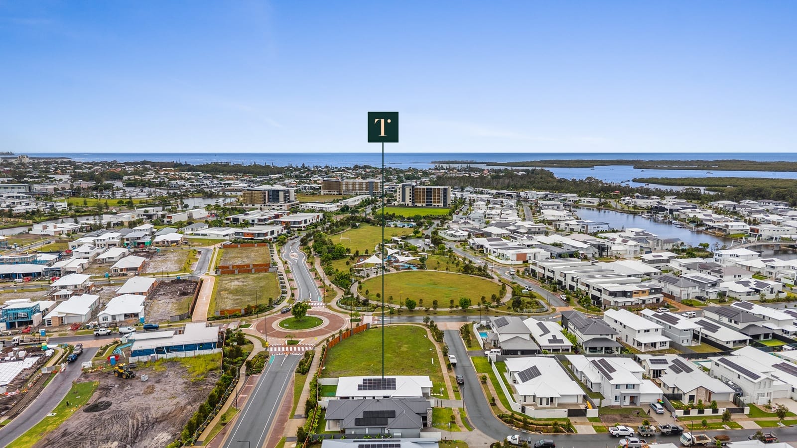 Contemporary Luxury with Golf, Marina and Coastal Lifestyle