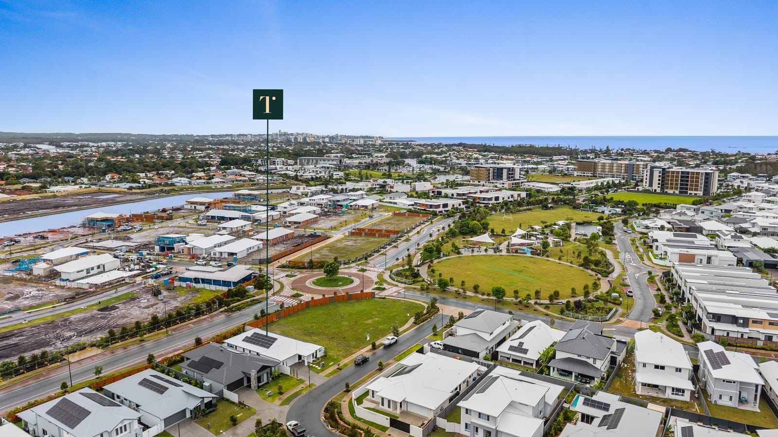 Contemporary Luxury with Golf, Marina and Coastal Lifestyle
