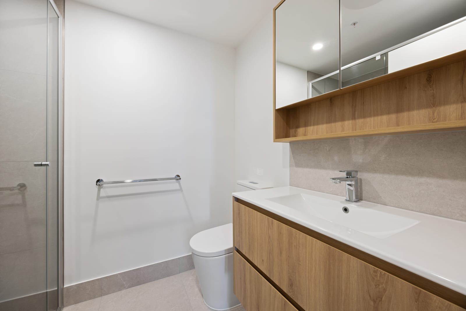SOLD BY JAMIE VIBERT & NAJ ELSAYED