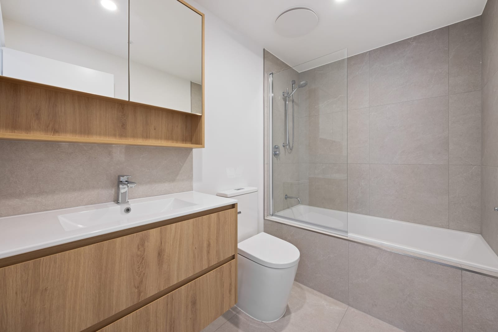 SOLD BY JAMIE VIBERT & NAJ ELSAYED