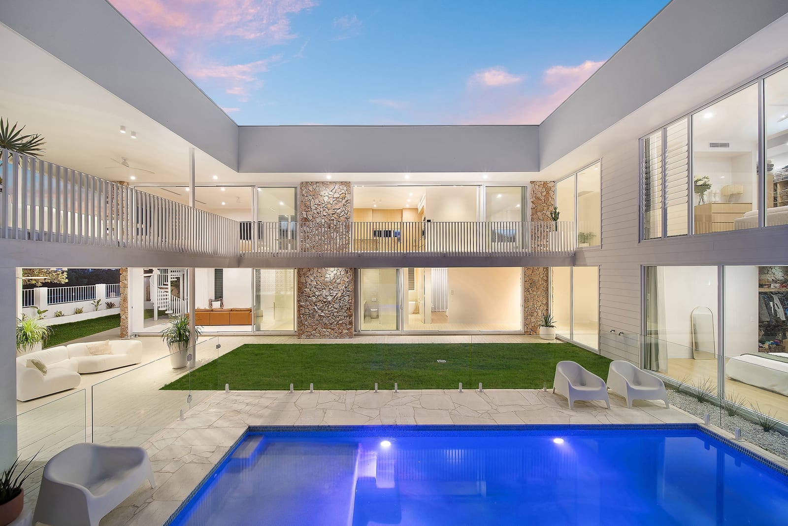 Where Luxury Meets the Sea