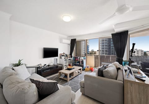 Sold By: Angelina Sweeney - Cotton Tree