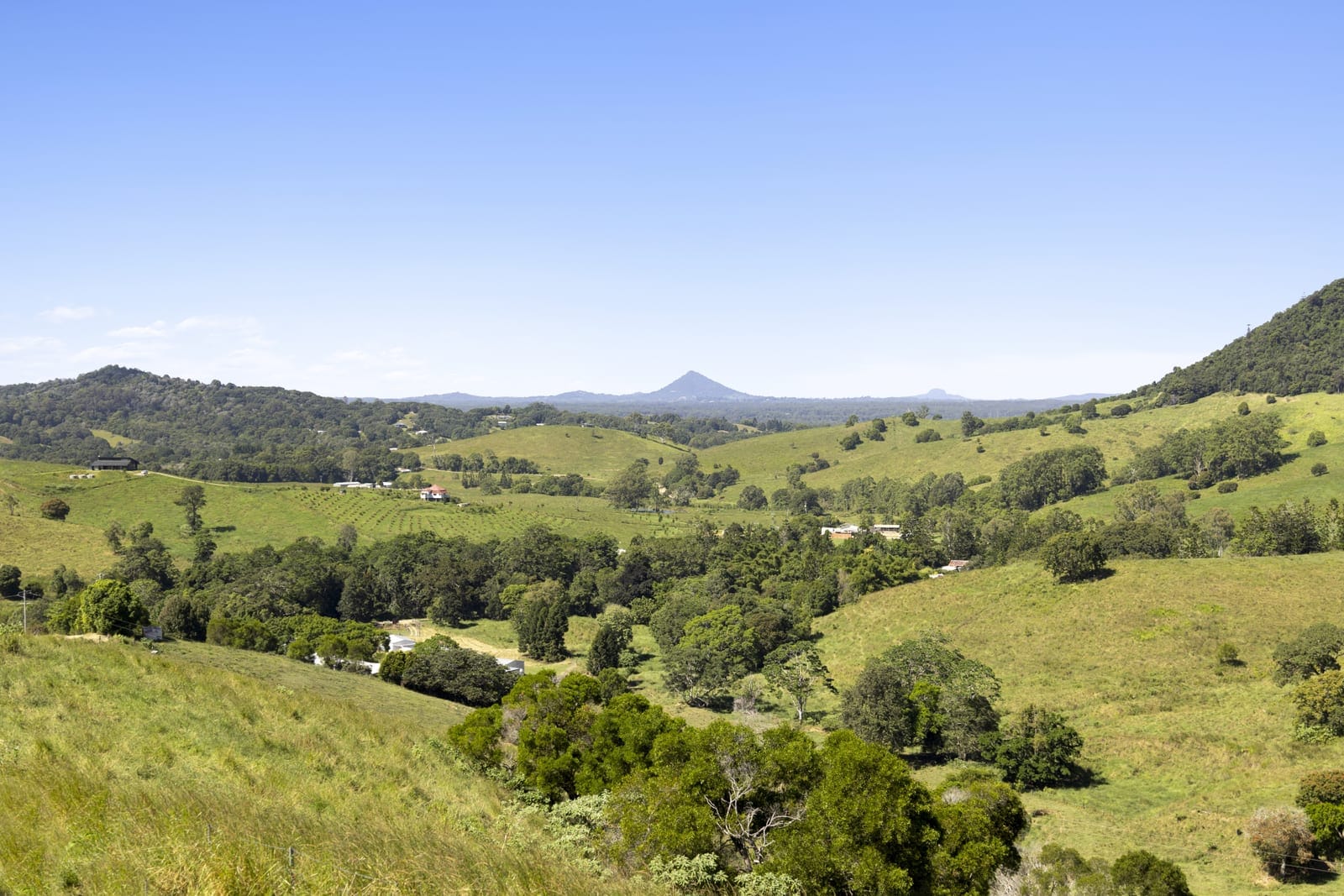 A Private Equestrian Estate With Mount Pinbarren As Your Horizon