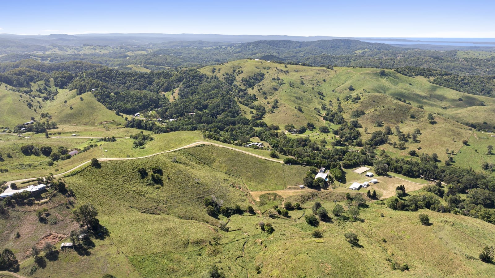 A Private Equestrian Estate With Mount Pinbarren As Your Horizon