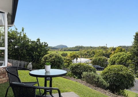 Sold By: Ollie Lehmann & Jacob Beeston