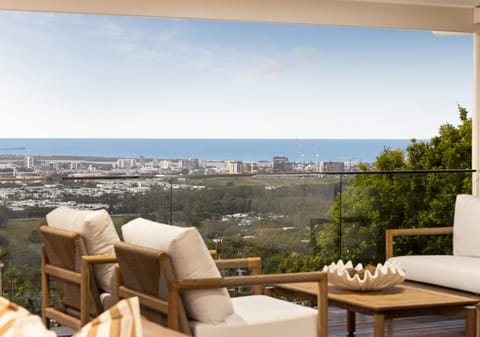 Buderim Dual Living with Sweeping Northern Views