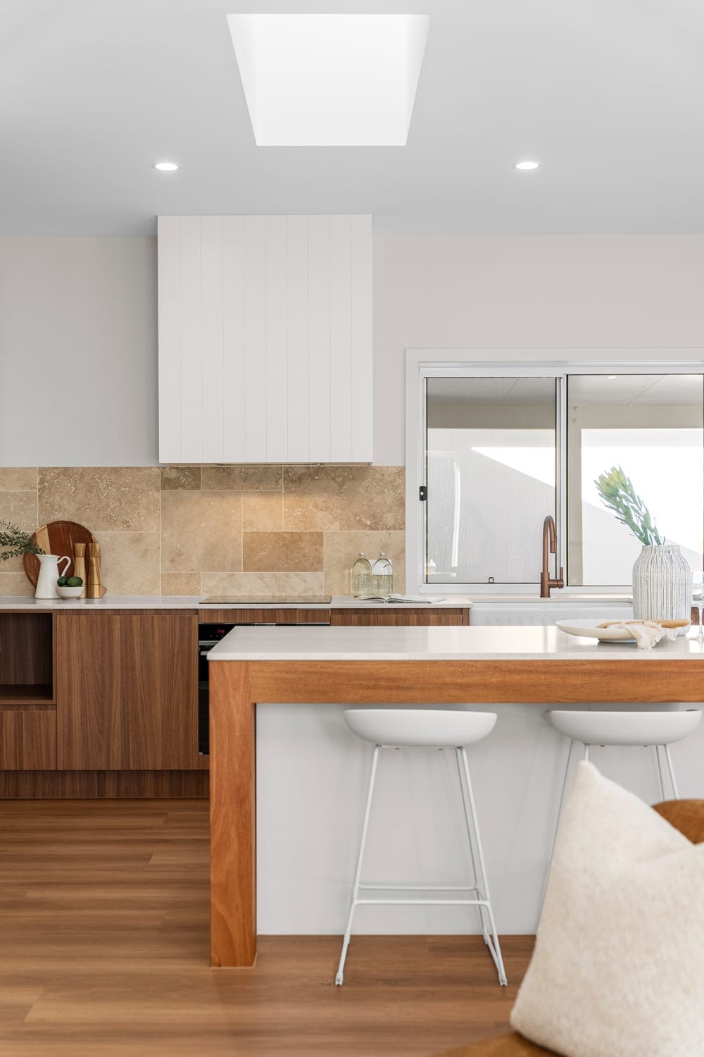 Mawingu - Among the Clouds: Elevated Ridgeline Living with Breathtaking Hinterland Views