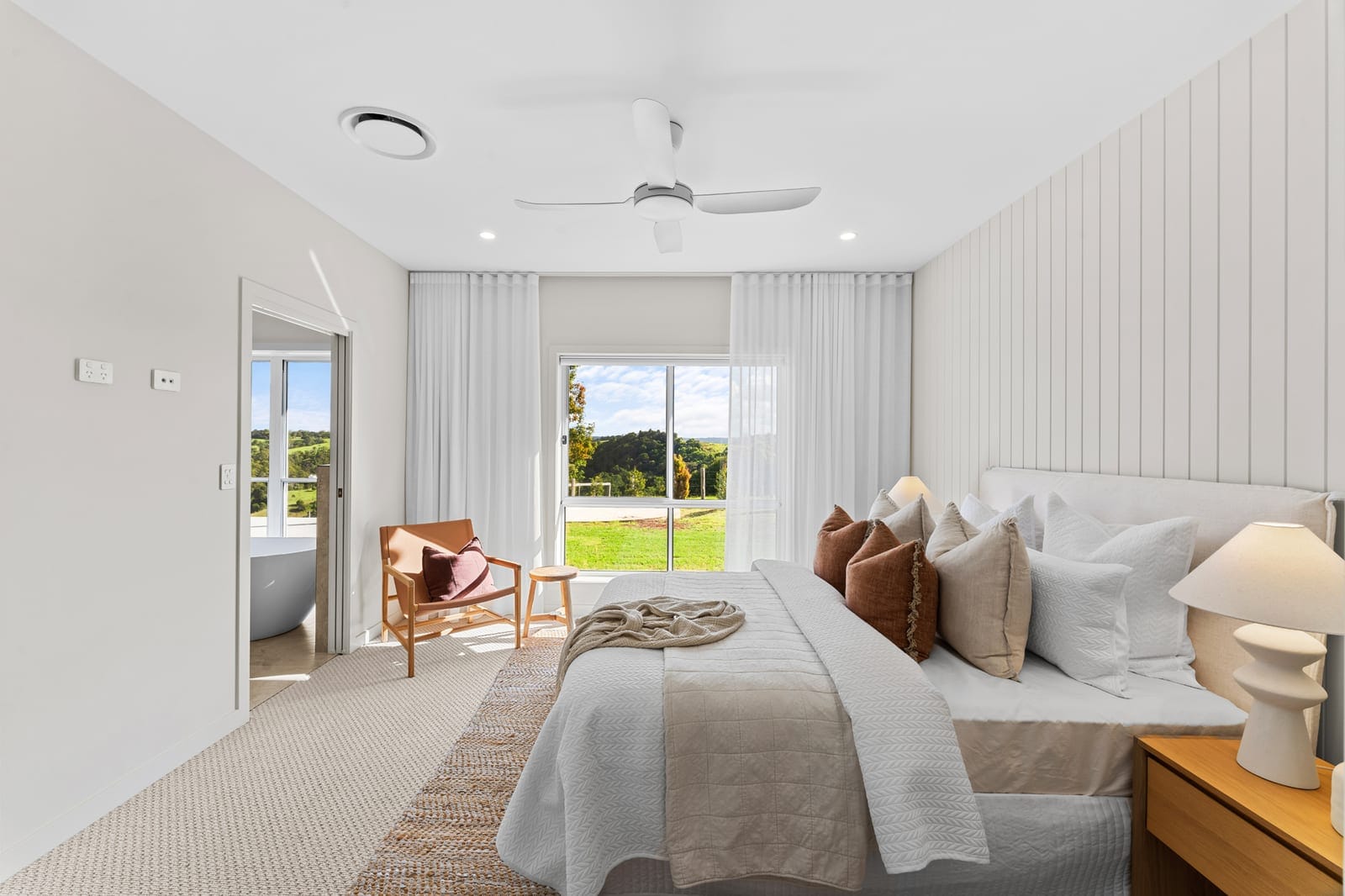 Mawingu - Among the Clouds: Elevated Ridgeline Living with Breathtaking Hinterland Views