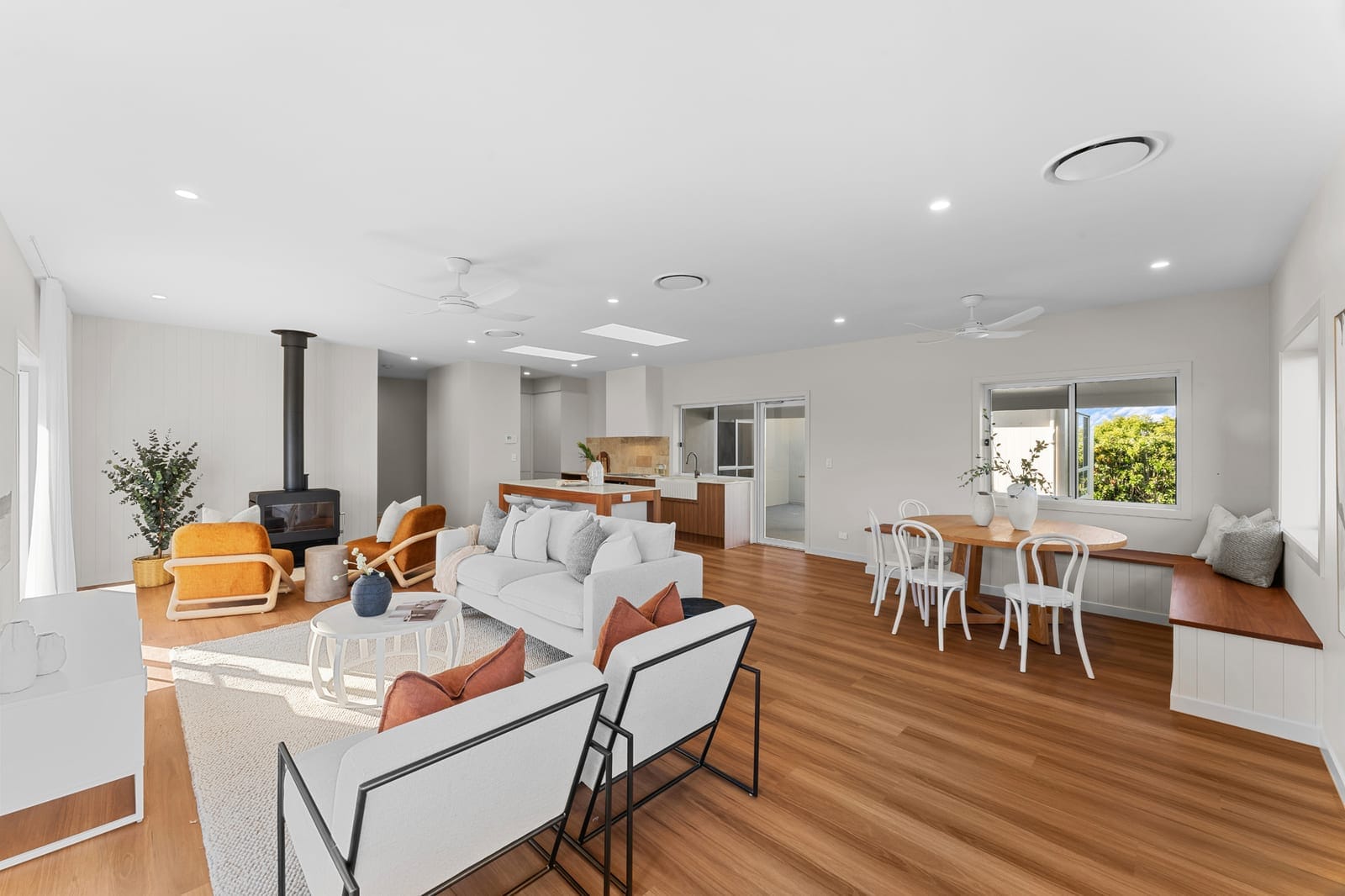 Mawingu - Among the Clouds: Elevated Ridgeline Living with Breathtaking Hinterland Views