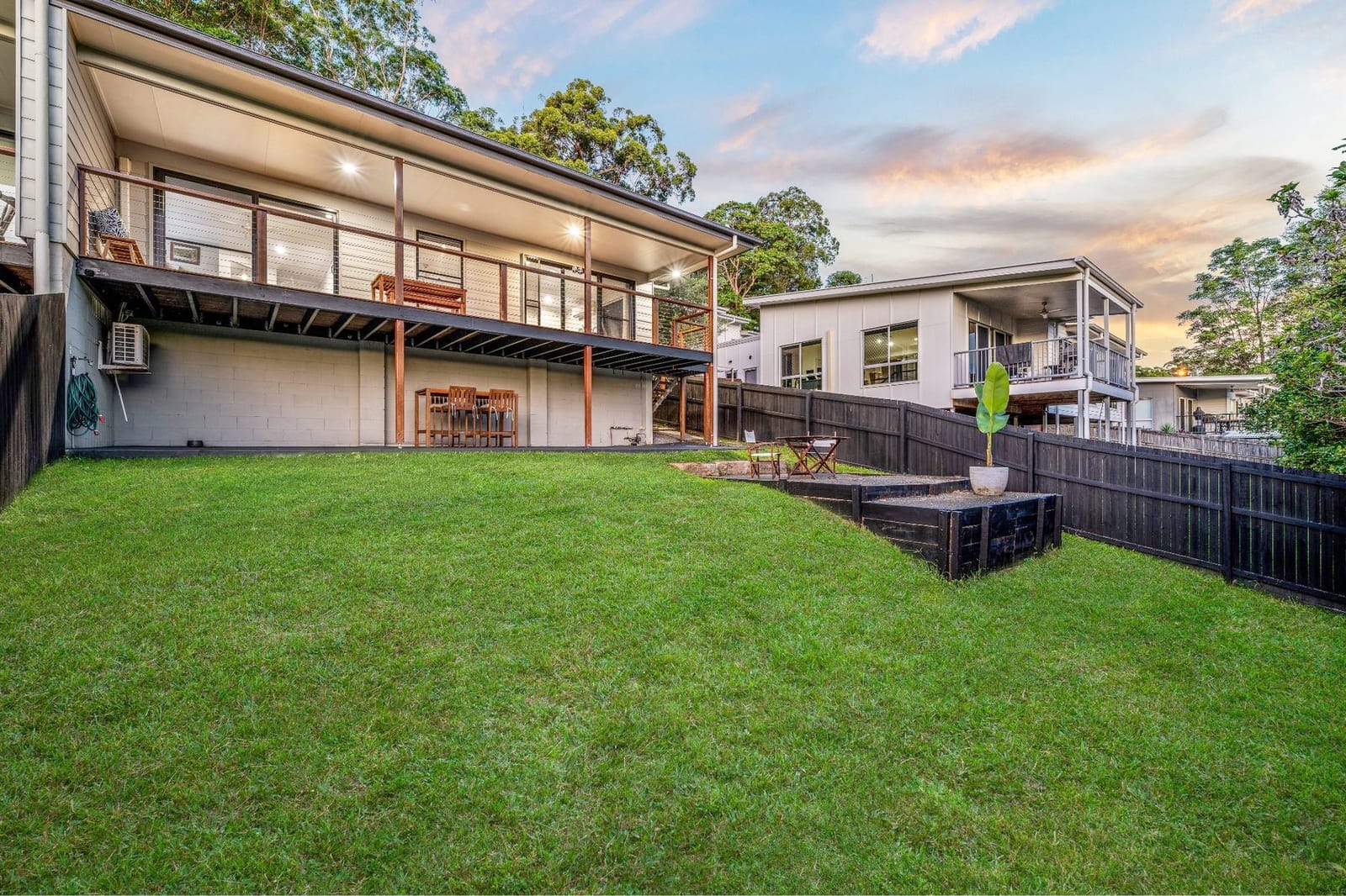 Sold by Ollie Lehmann