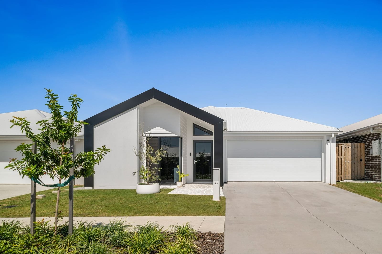 SOLD by Team Cassie Kennedy!