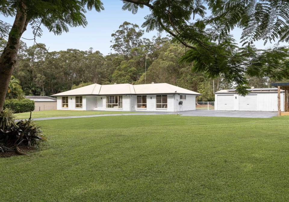 SOLD BY JAMIE VIBERT & NAJ ELSAYED