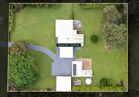 SOLD BY JAMIE VIBERT & NAJ ELSAYED