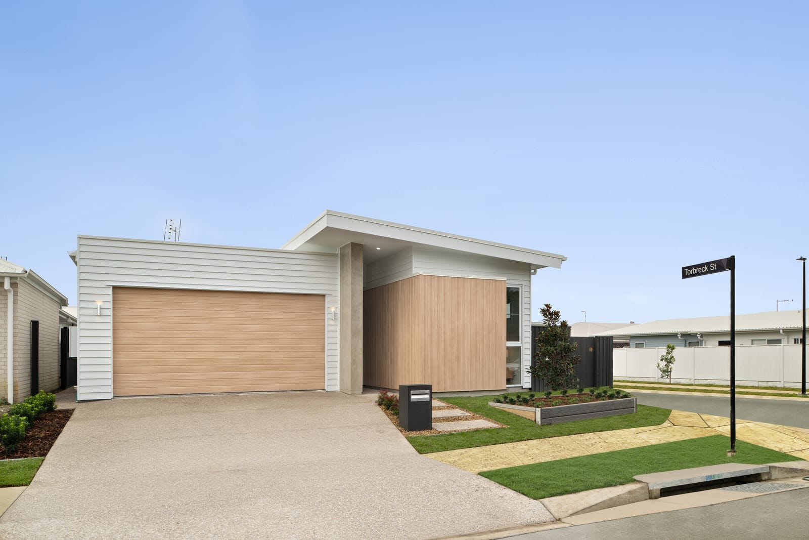 SOLD by Team Cassie Kennedy!