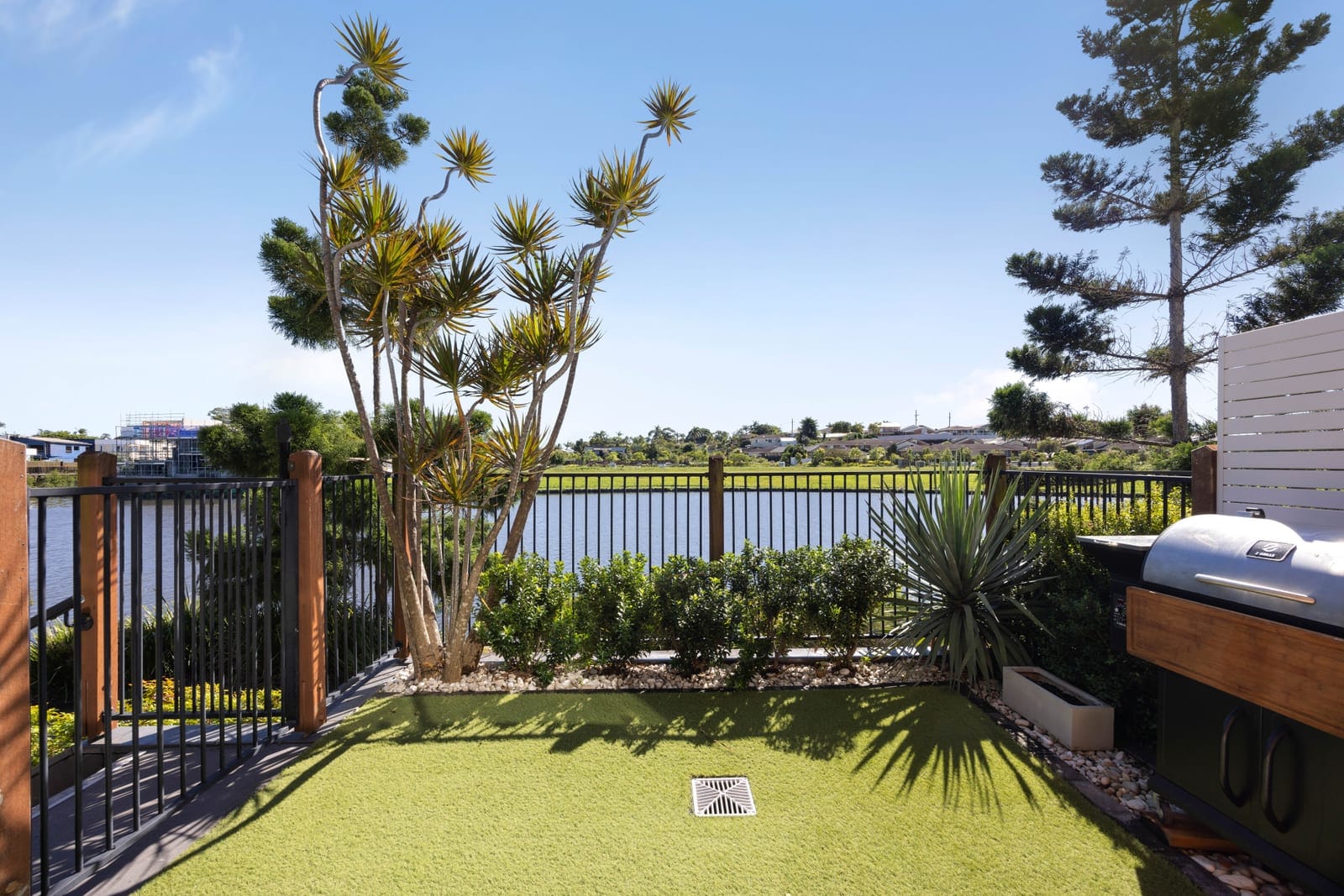 Waterfront Living in the Heart of Sunshine Cove