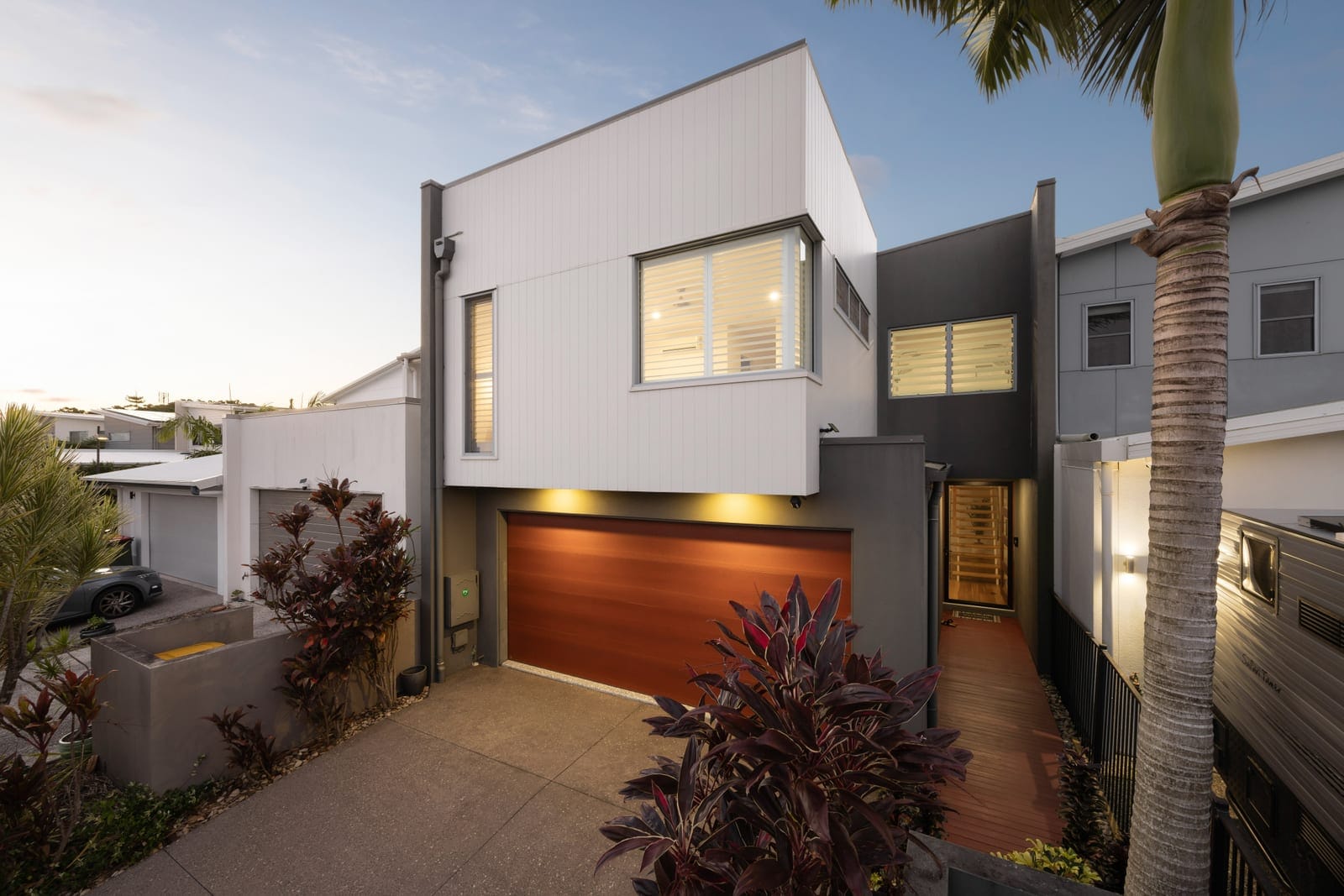 Waterfront Living in the Heart of Sunshine Cove