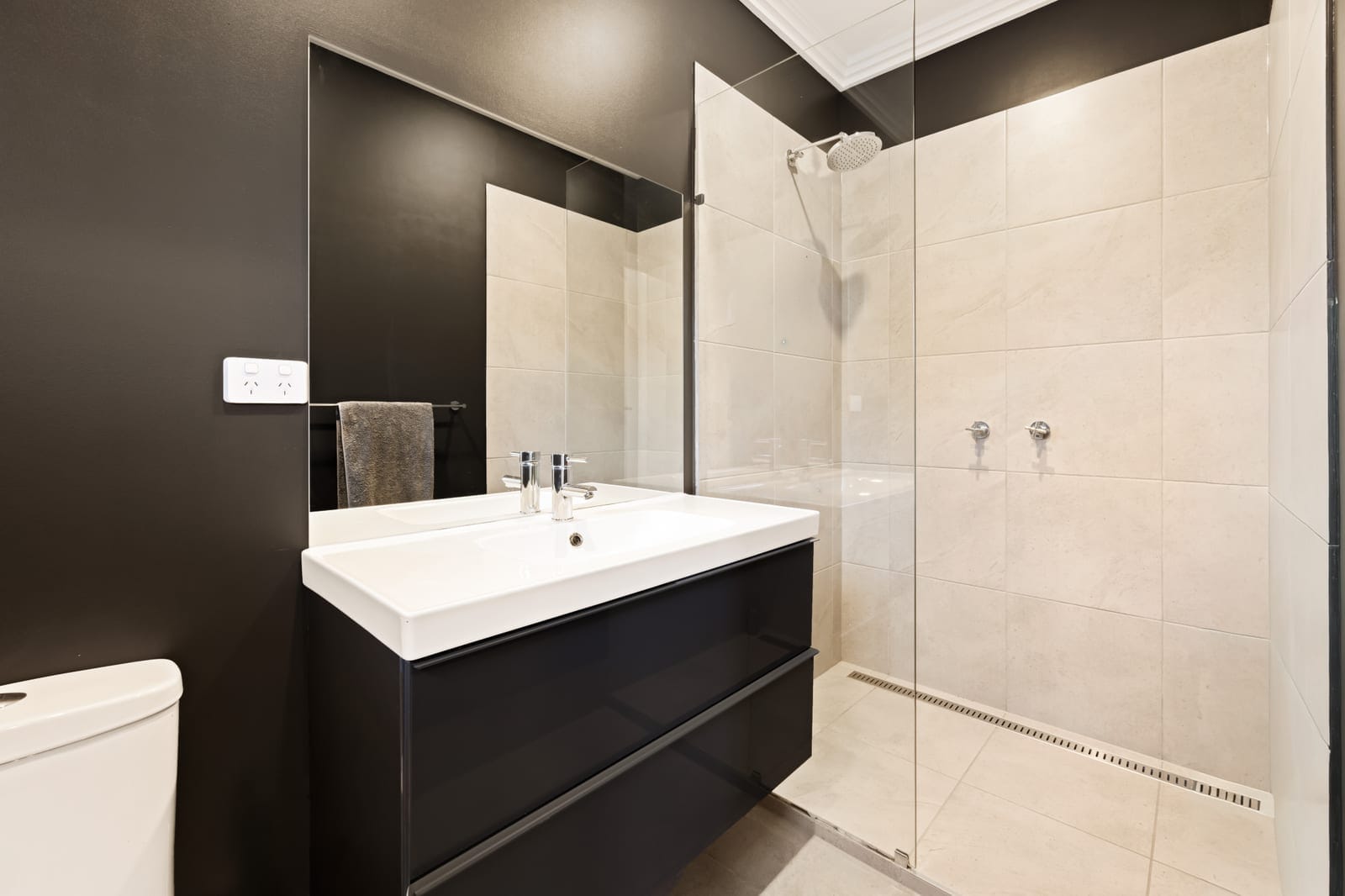 SOLD BY JAMIE VIBERT & NAJ ELSAYED