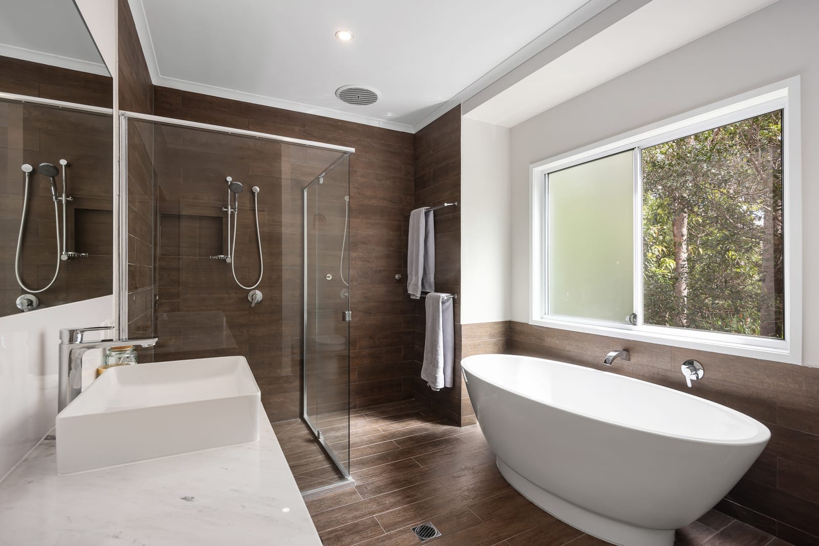 A Sanctuary of Coastal Calm and Privacy