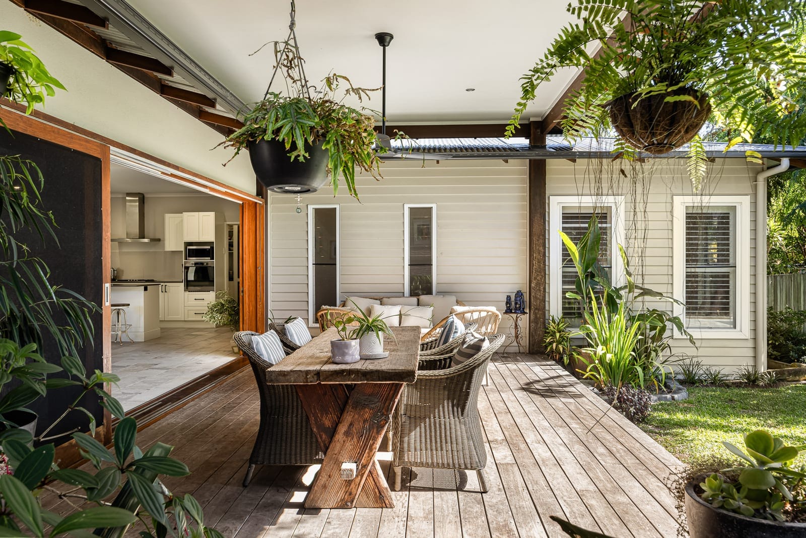A Sanctuary of Coastal Calm and Privacy