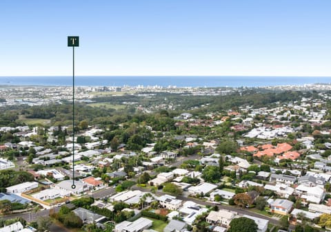 Sold By Ollie Lehmann
