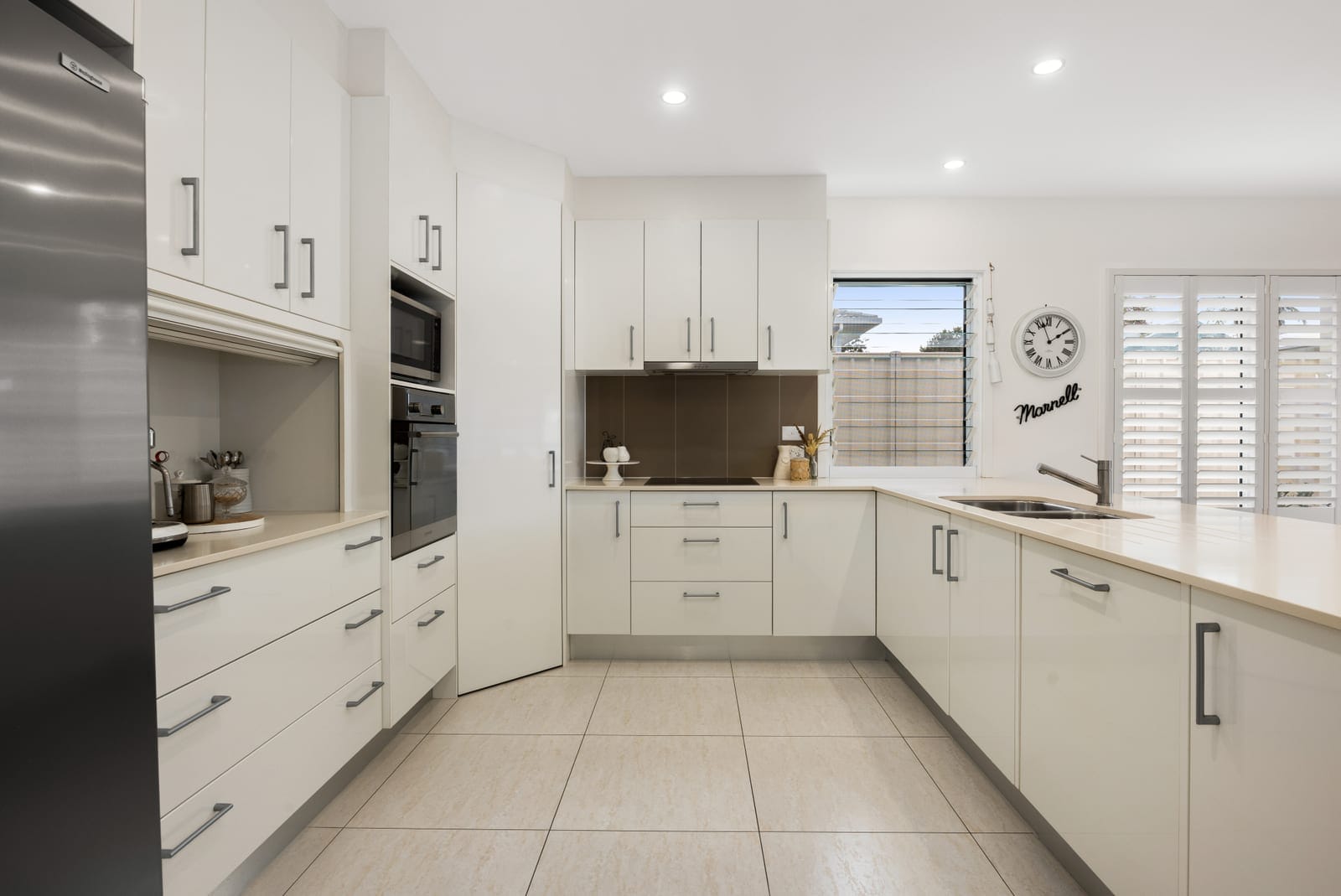 Sold By Ollie Lehmann