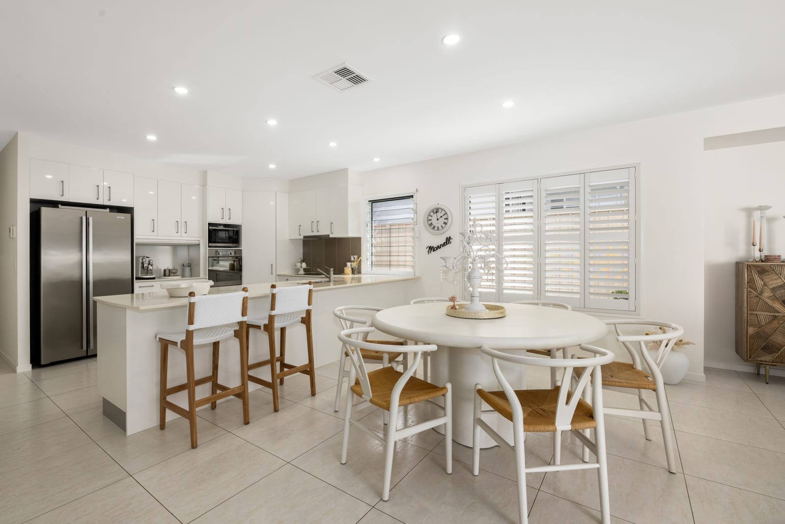 Sold By Ollie Lehmann