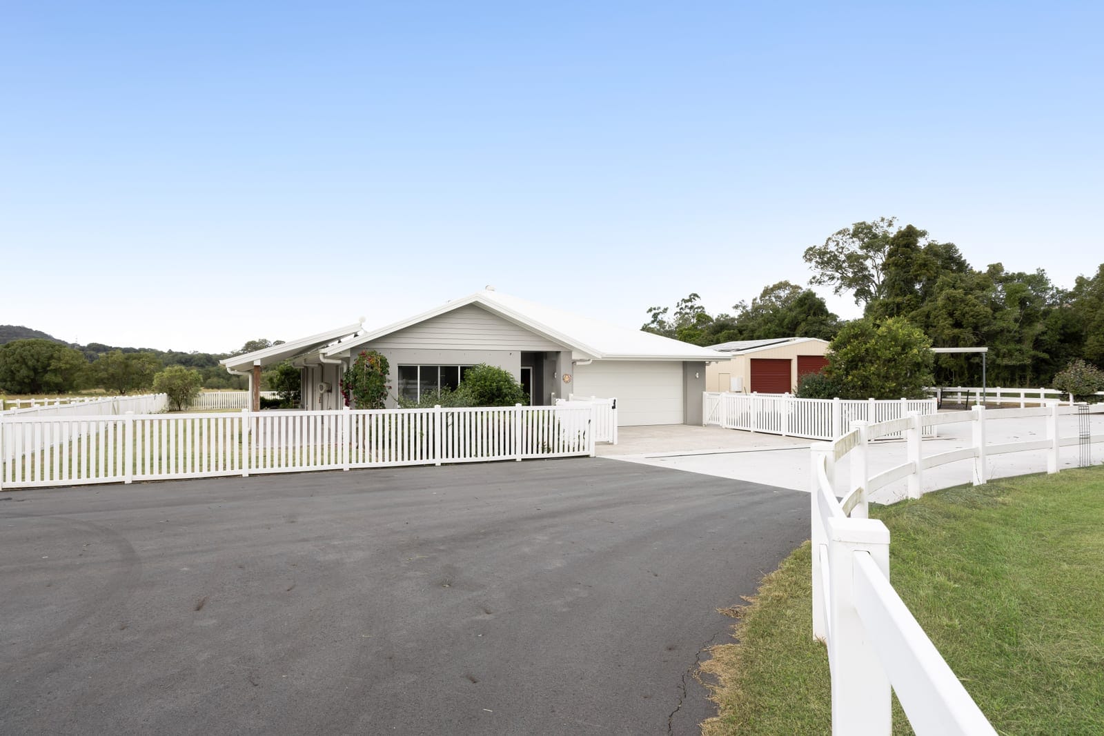 SOLD BY JAMIE VIBERT & NAJ ELSAYED