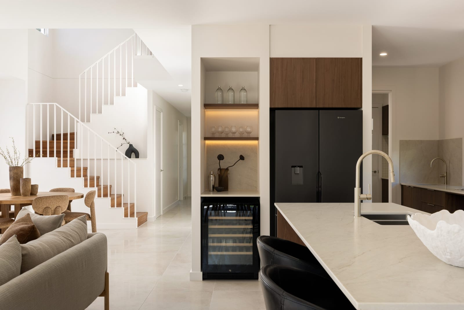 Brand New Coastal Luxury - Steps To The Sand