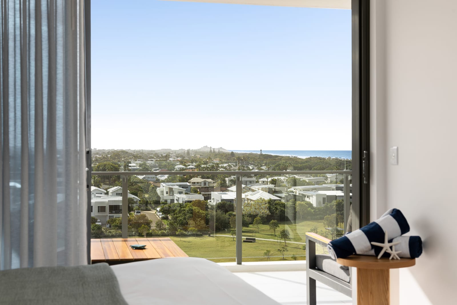 Beachside Penthouse Prestige: North Facing with Rooftop Terrace