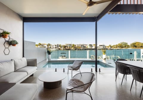 Luxury Deepwater Living: Award-Winning Design