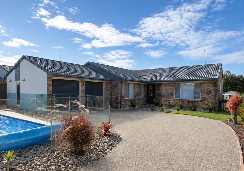 Aroona Coastal Living