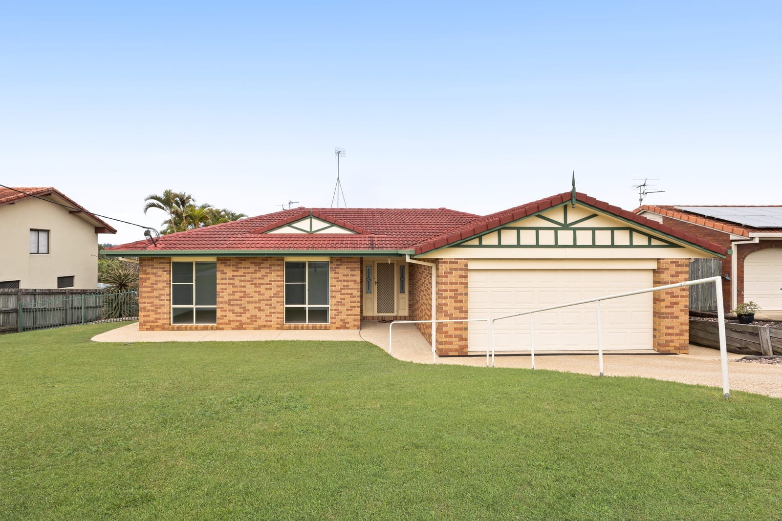 SOLD BY JAMIE VIBERT & NAJ ELSAYED