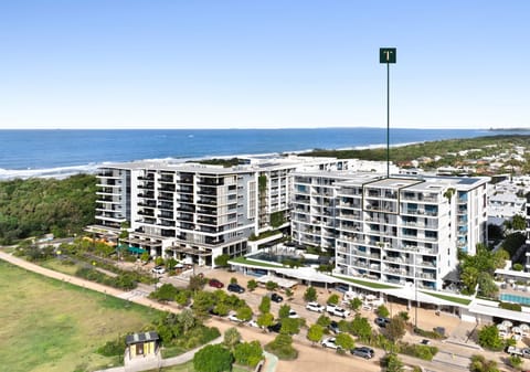 North Facing Luxury Penthouse with Rooftop Terrace