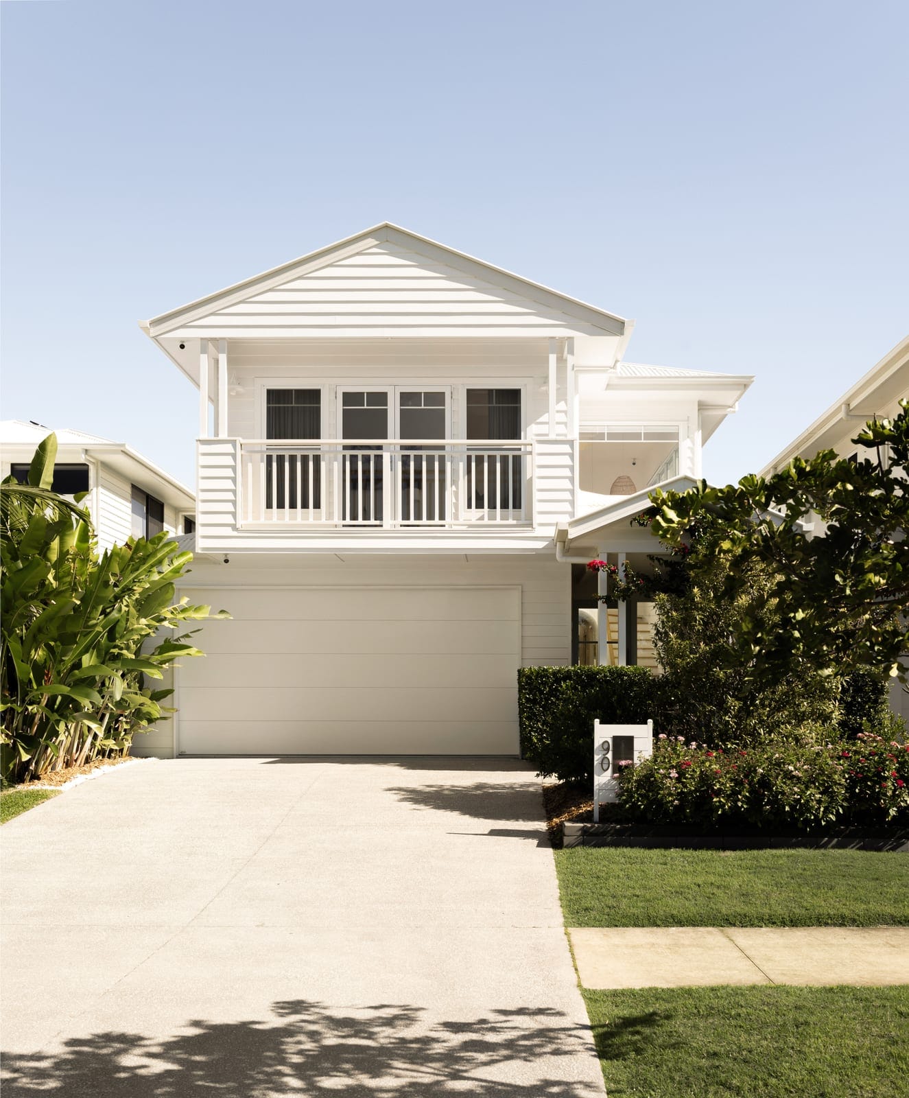 ​Elegant Entertainer: Waterfront with Pontoon & Ocean Access