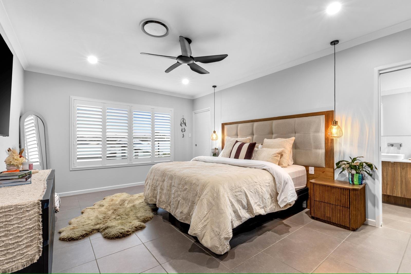 Multiple Living Areas, Excellent Separation and a Coveted Coastal Location