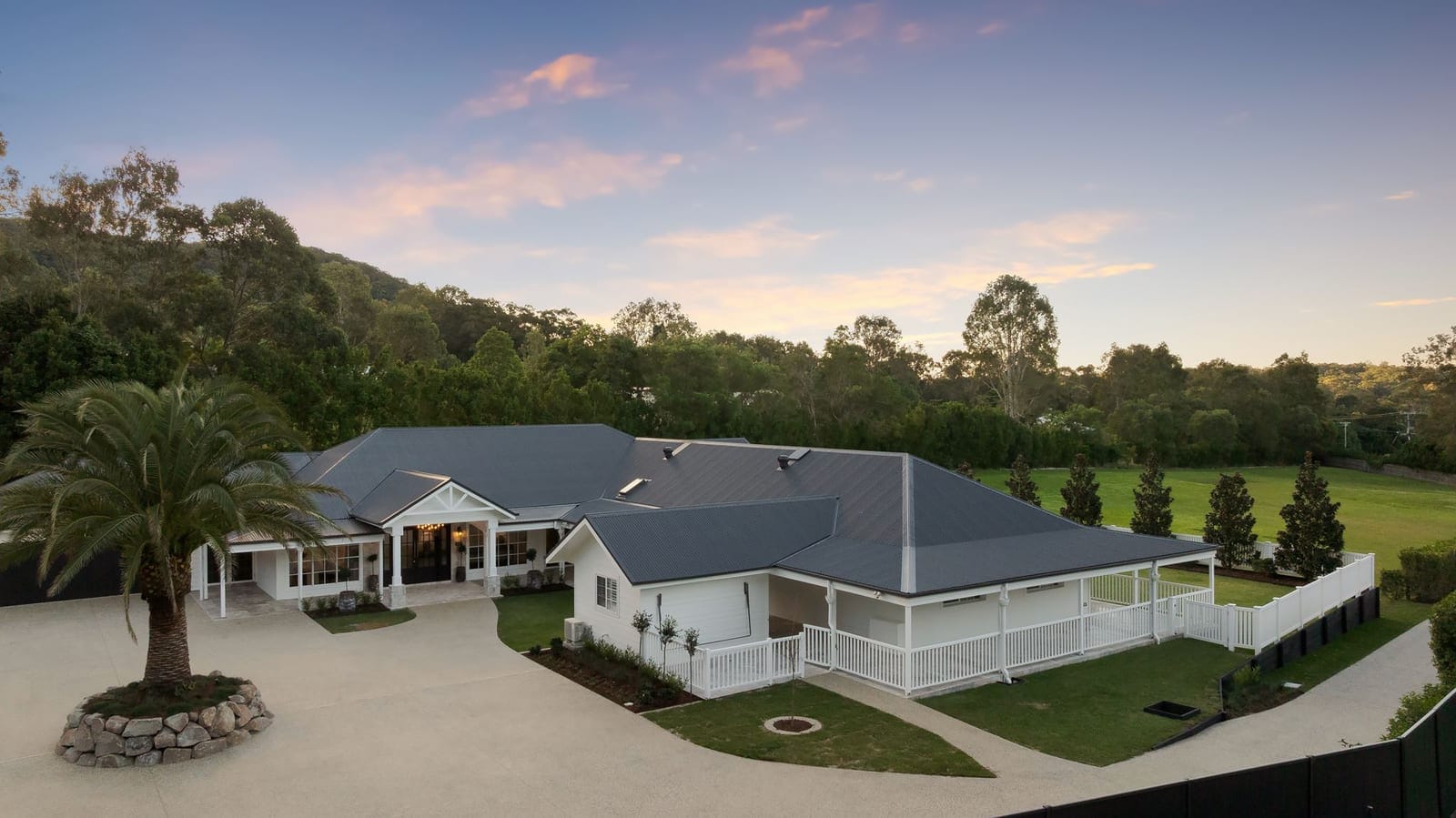 Acreage Without the Compromise - Nothing Overlooked