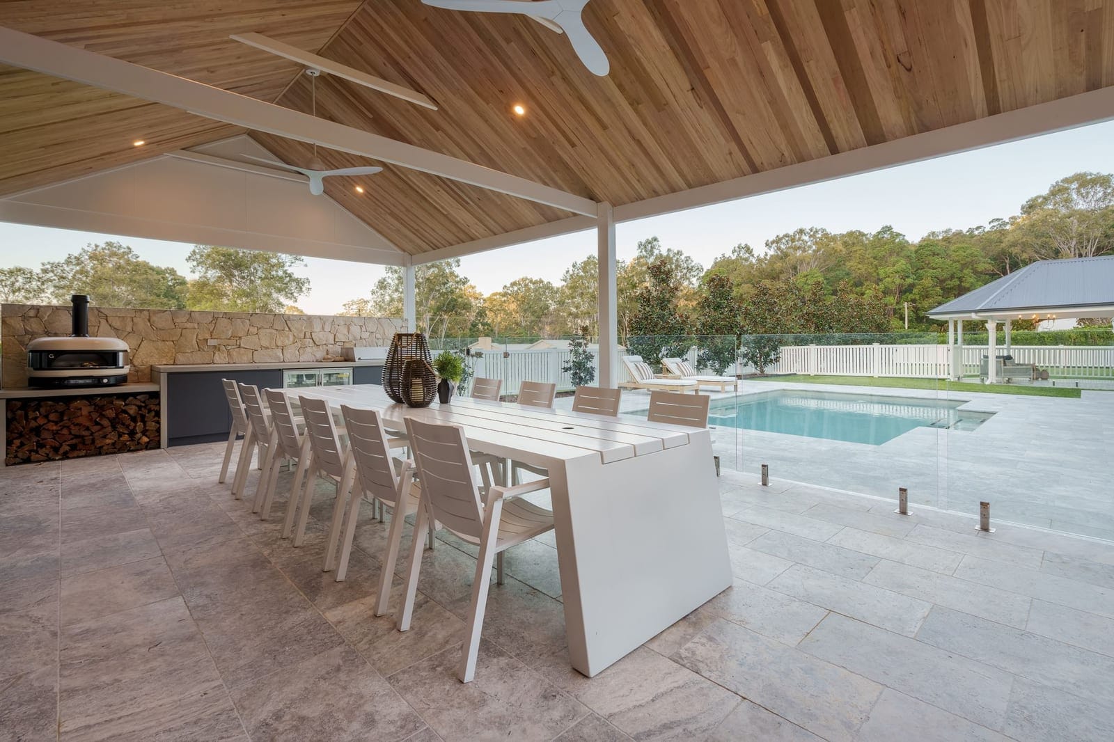 Acreage Without the Compromise - Nothing Overlooked
